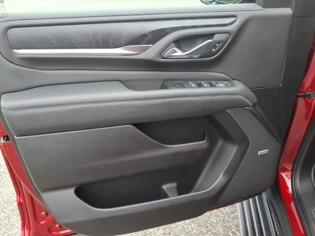 Used 2021 GMC Yukon Denali w/ Denali Premium Package image 26