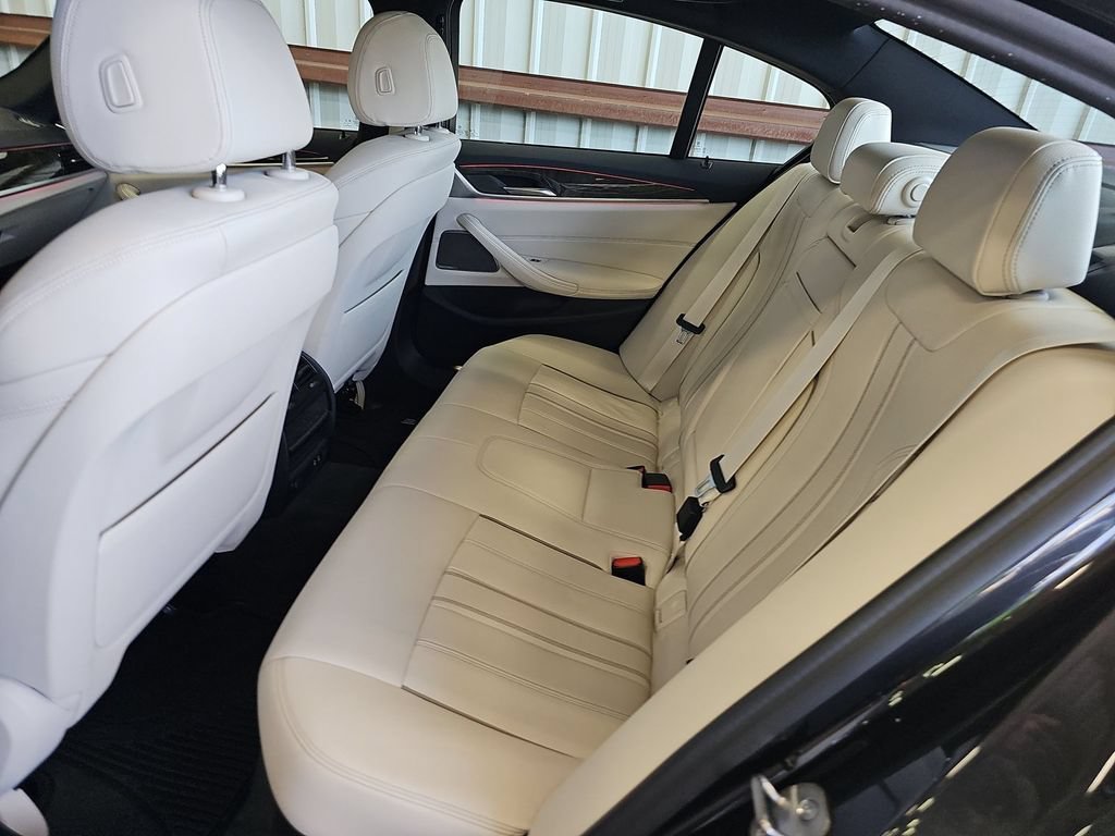 Used 2023 BMW 540i xDrive w/ M Sport Package AWD/4WD image 13