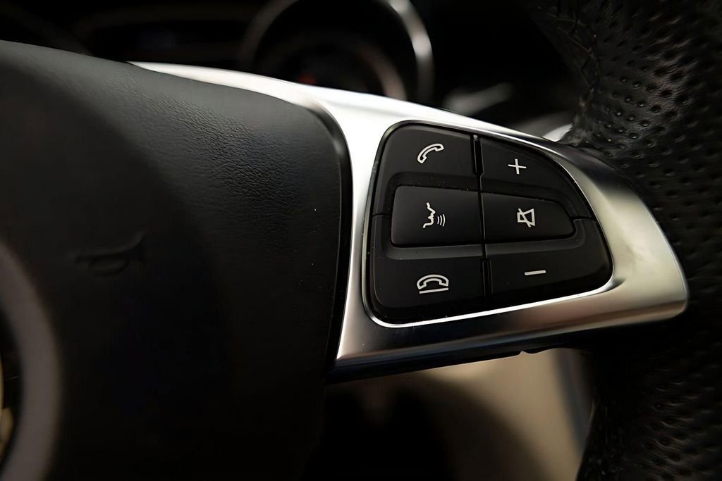 Used 2018 Mercedes-Benz GLA 45 AMG 4MATIC image 42