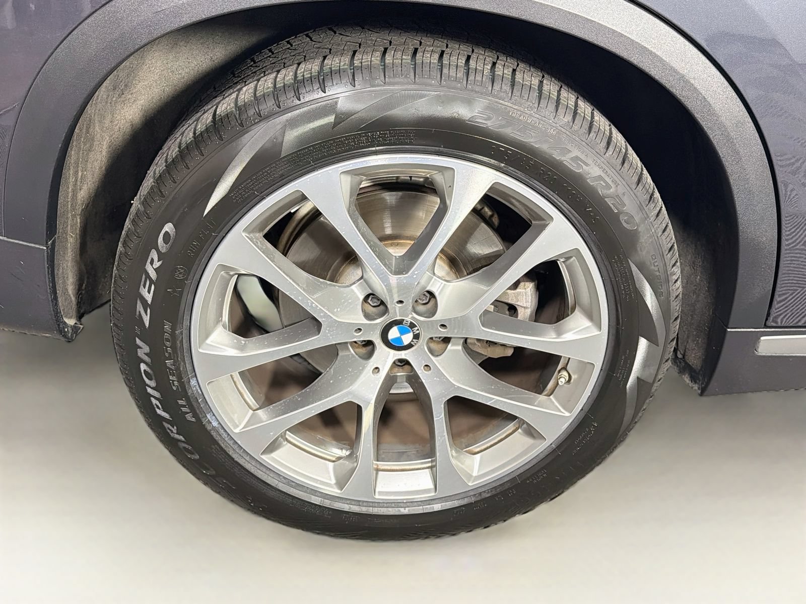 Used 2022 BMW X5 xDrive40i w/ Parking Assistance Package AWD/4WD image 36