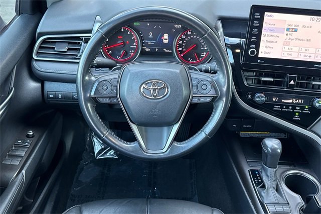 Used 2021 Toyota Camry XSE image 16