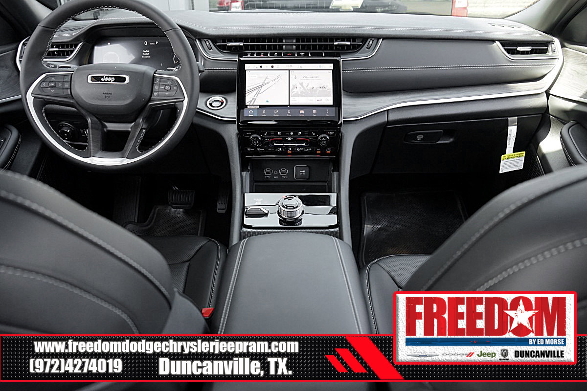 New 2025 Jeep Grand Cherokee L Limited w/ Luxury Tech Group II AWD/4WD image 11