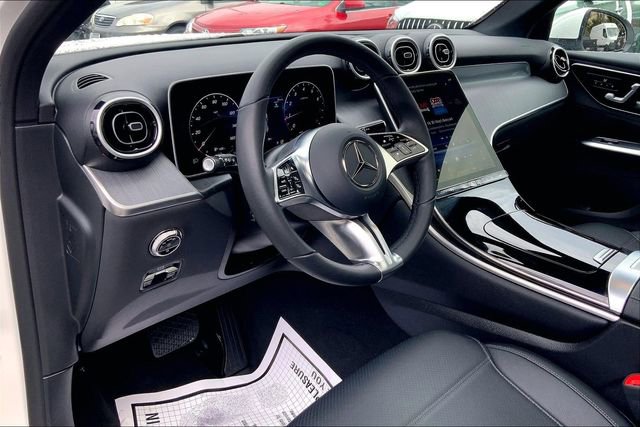Used 2026 Mercedes-Benz GLC 300 4MATIC image 14