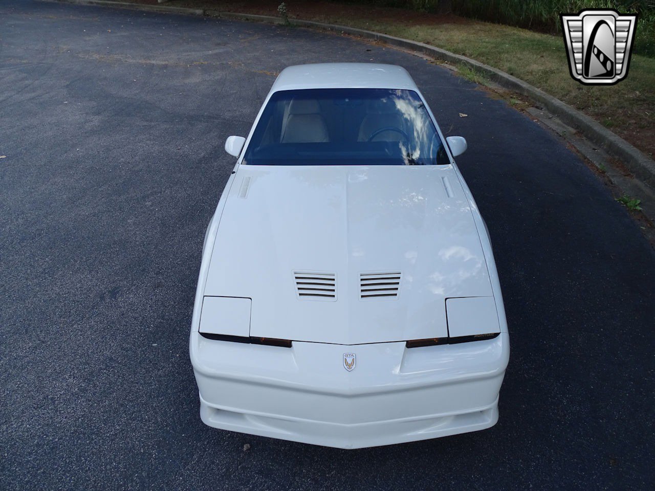Used 1987 Pontiac Firebird Trans Am image 9