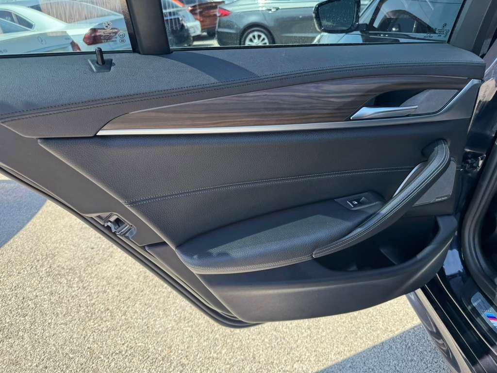 Used 2018 BMW 540i xDrive AWD/4WD image 21