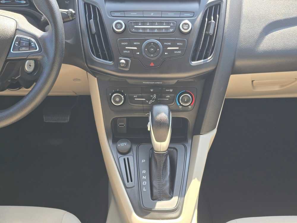 Used 2018 Ford Focus SE FWD image 13