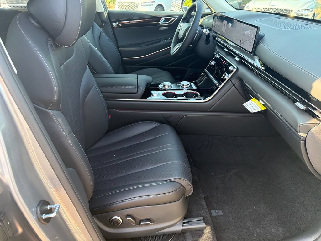 New 2027 Genesis GV80 2.5T AWD/4WD image 15