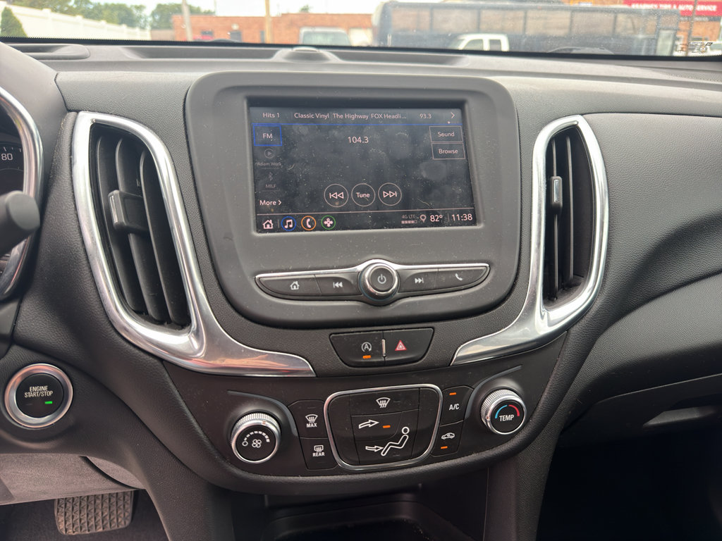 Used 2022 Chevrolet Equinox LT FWD image 14