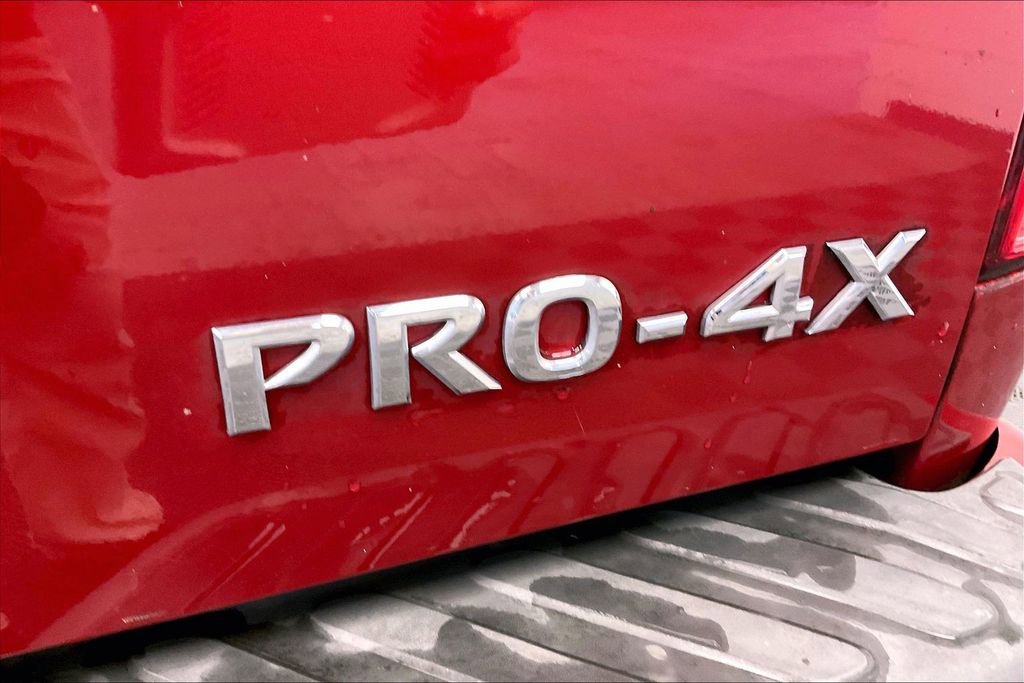 Used 2014 Nissan Frontier PRO-4X image 5
