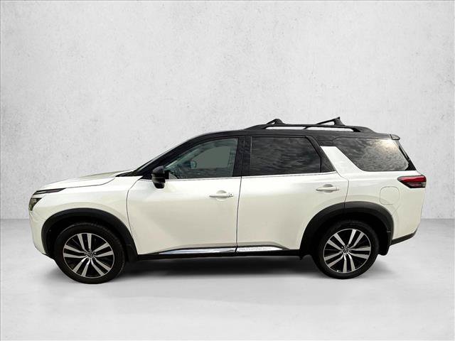 Used 2023 Nissan Pathfinder Platinum w/ Cargo Package AWD/4WD image 4