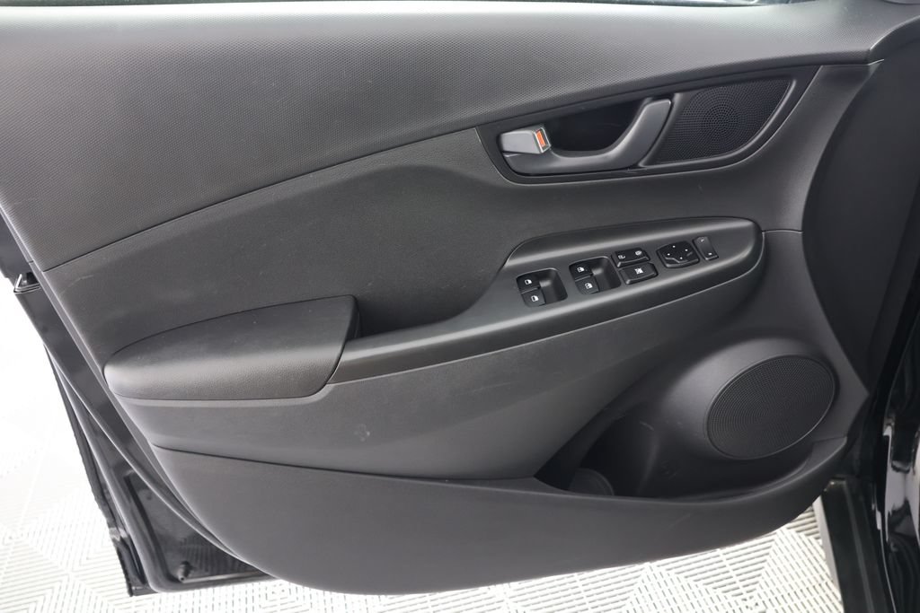 Used 2023 Hyundai Kona SEL w/ Cargo Package AWD/4WD image 24
