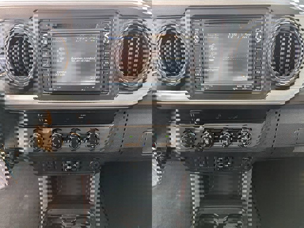 Used 2019 Toyota Tacoma SR5 image 18