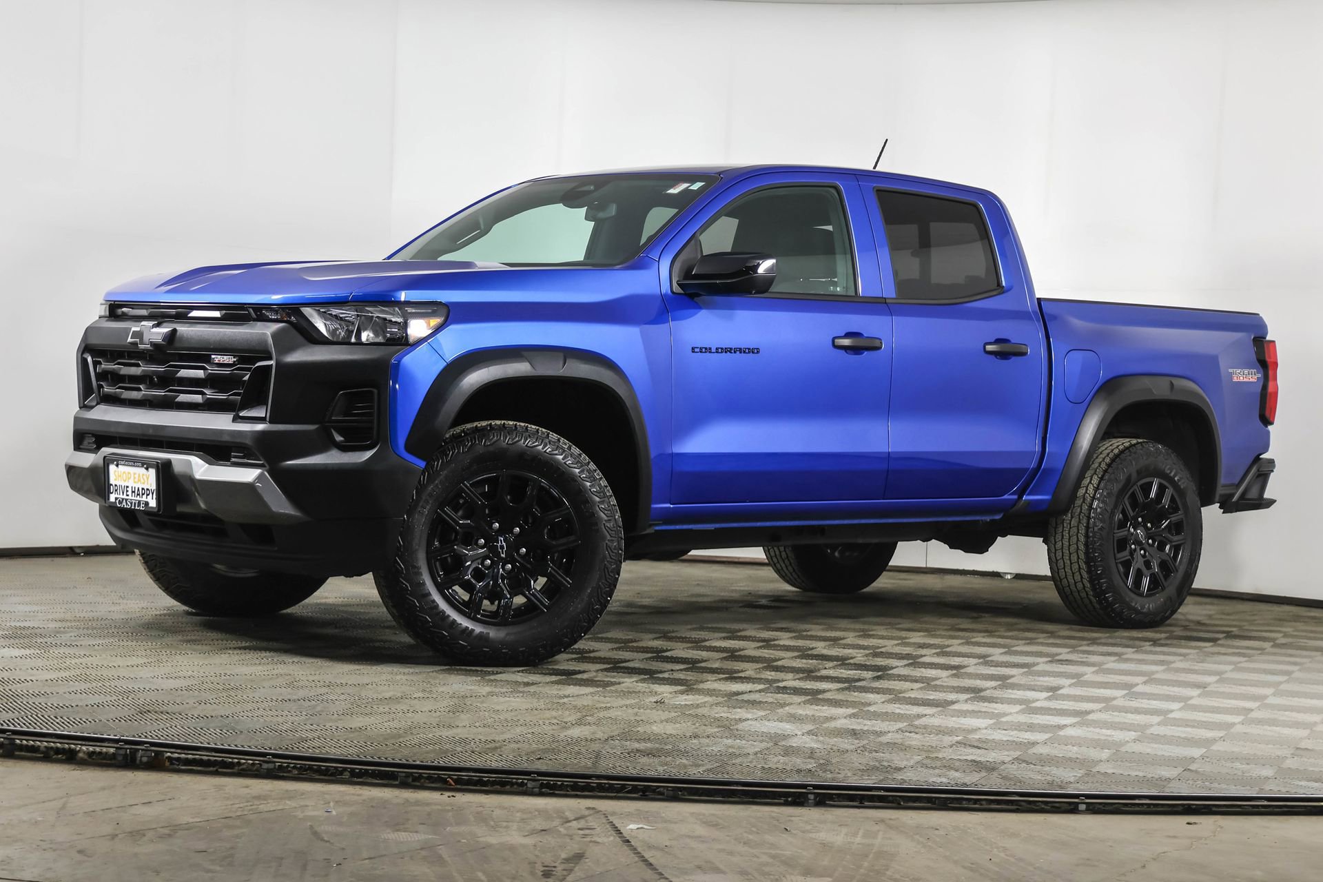 Used 2024 Chevrolet Colorado Trail Boss w/ Technology Package image 2