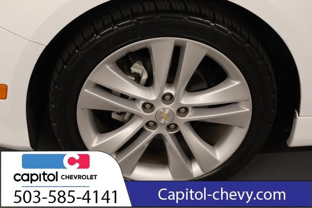 Used 2016 Chevrolet Cruze LTZ w/ Sun, Sound and Sport Package FWD image 9