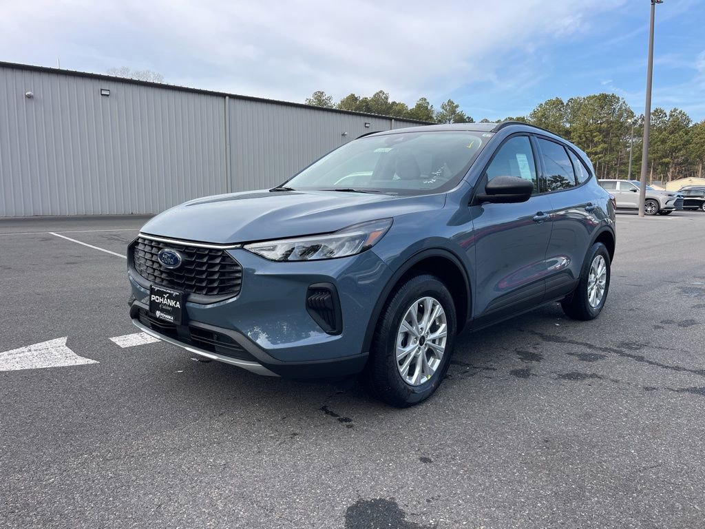 New 2026 Ford Escape Active w/ Tech Pack #1 AWD/4WD image 2