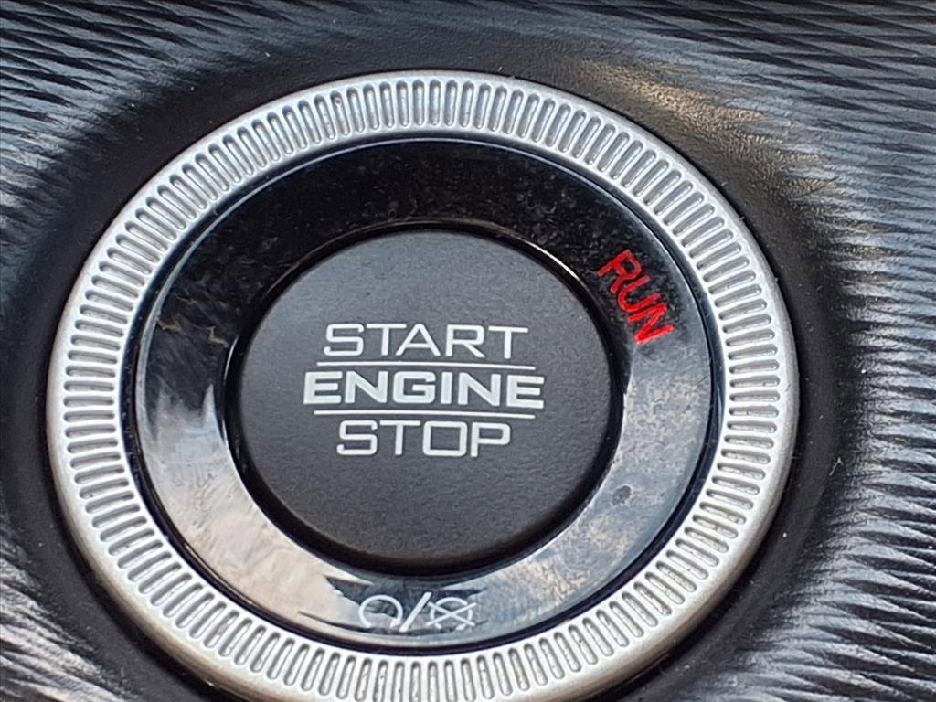 Used 2024 Jeep Grand Cherokee L Laredo image 24