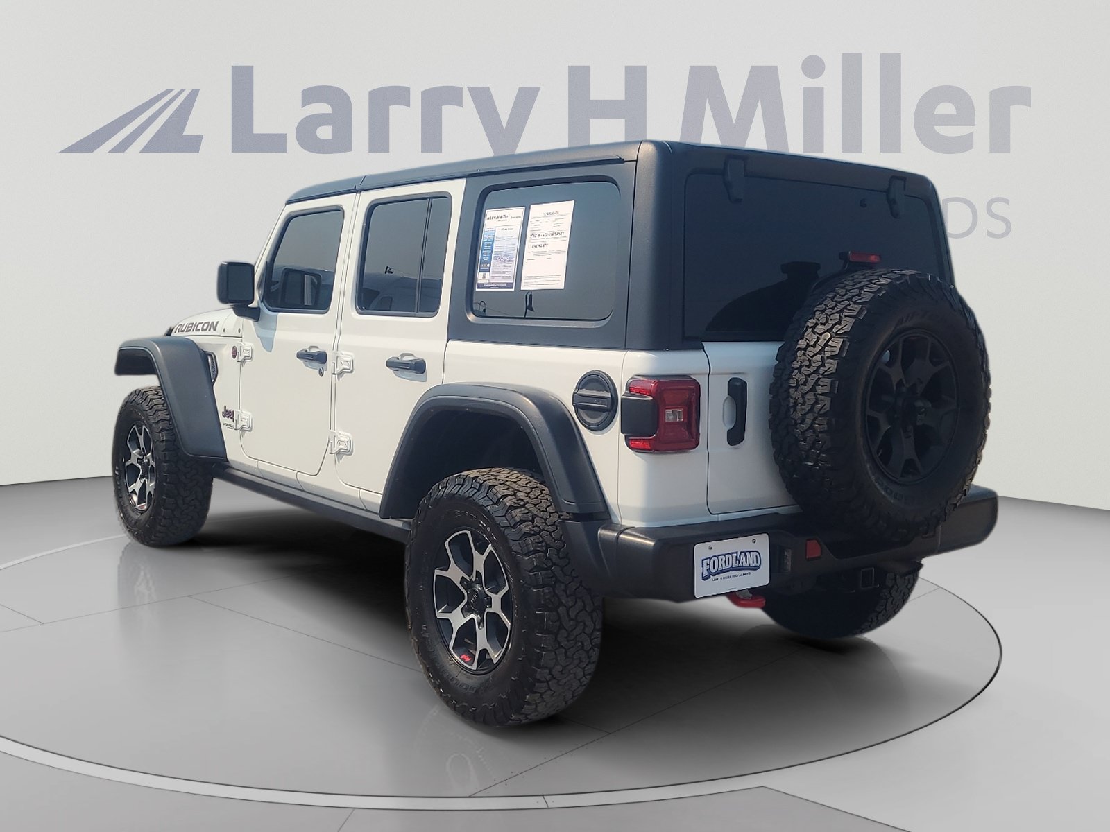 Used 2022 Jeep Wrangler Unlimited Rubicon w/ LED Lighting Group AWD/4WD image 3