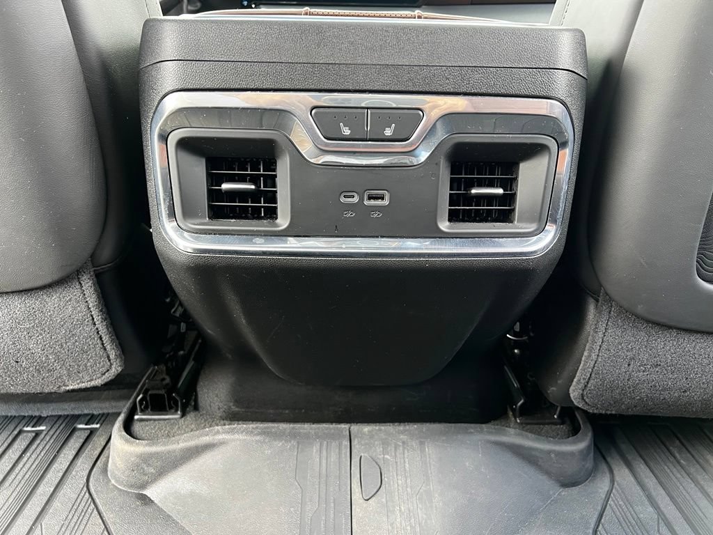 Used 2025 GMC Sierra 2500 Denali Ultimate AWD/4WD image 23