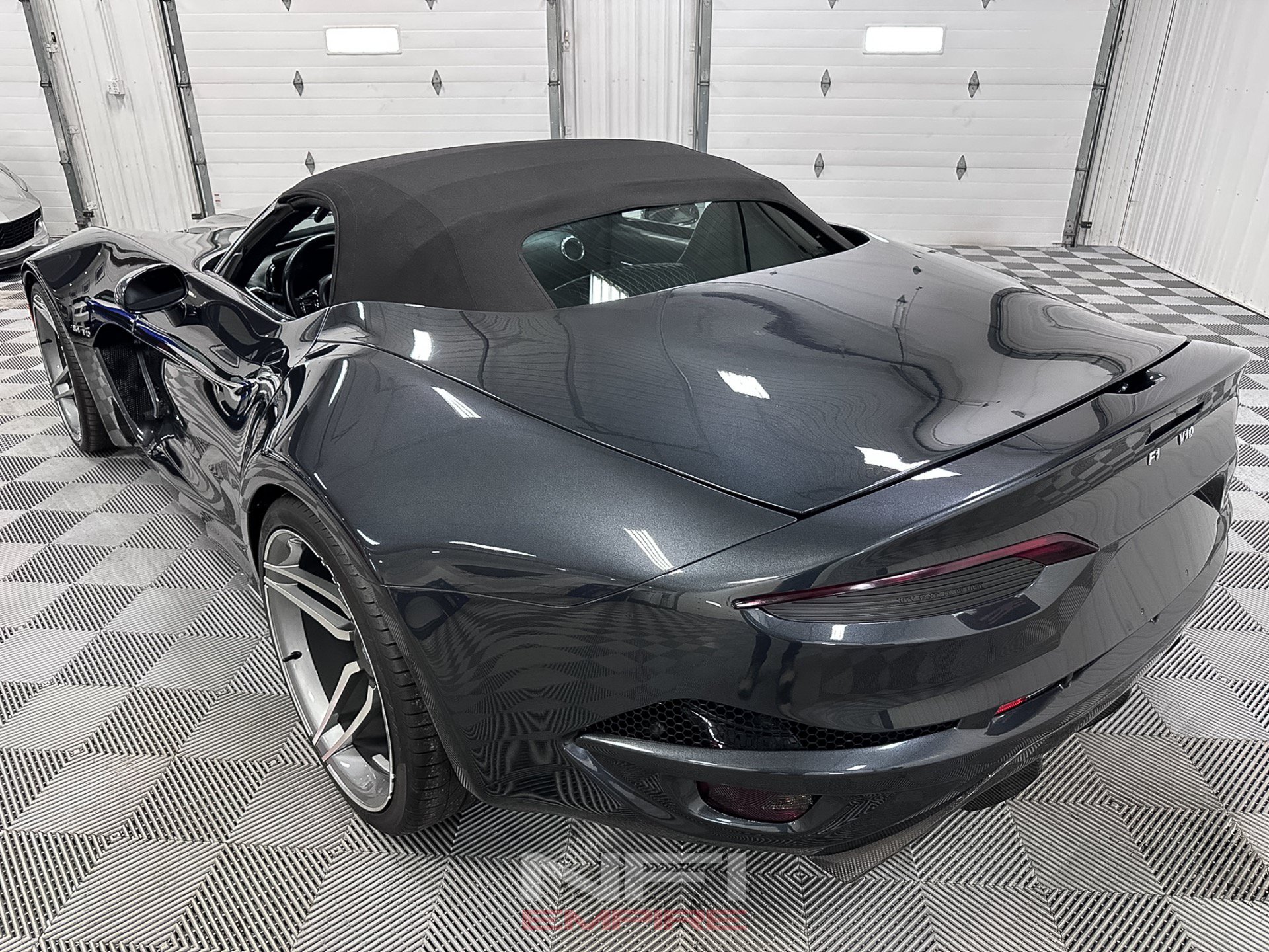 Used 2014 SRT Viper GTS w/ GTS Laguna Interior Package RWD image 19