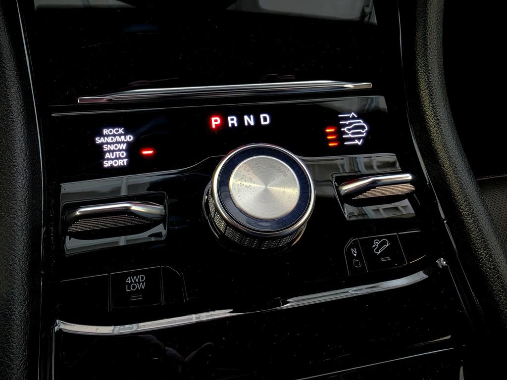 Used 2023 Jeep Grand Cherokee L Overland AWD/4WD image 40