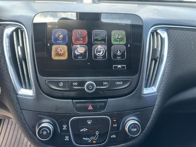 Used 2018 Chevrolet Malibu LT image 34