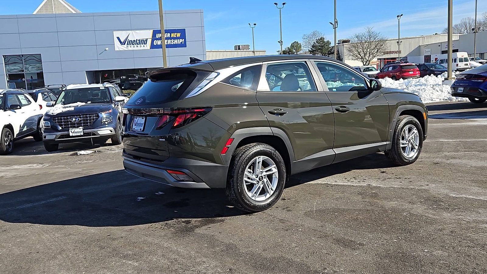 Used 2025 Hyundai Tucson SE image 8