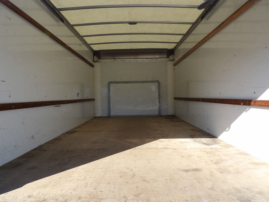 Used 2021 Ford E-350 and Econoline 350 Super Duty RWD image 36
