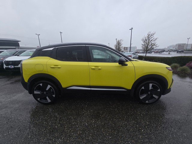 New 2025 Nissan Kicks SR w/ SR Premium Package image 2