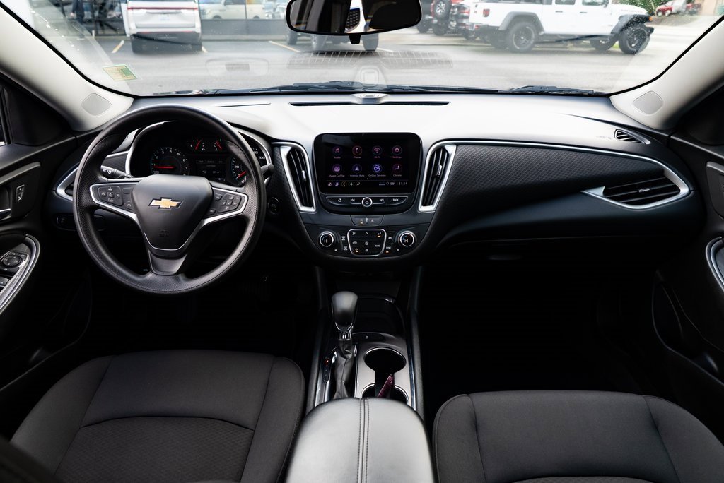 Used 2023 Chevrolet Malibu LT image 8