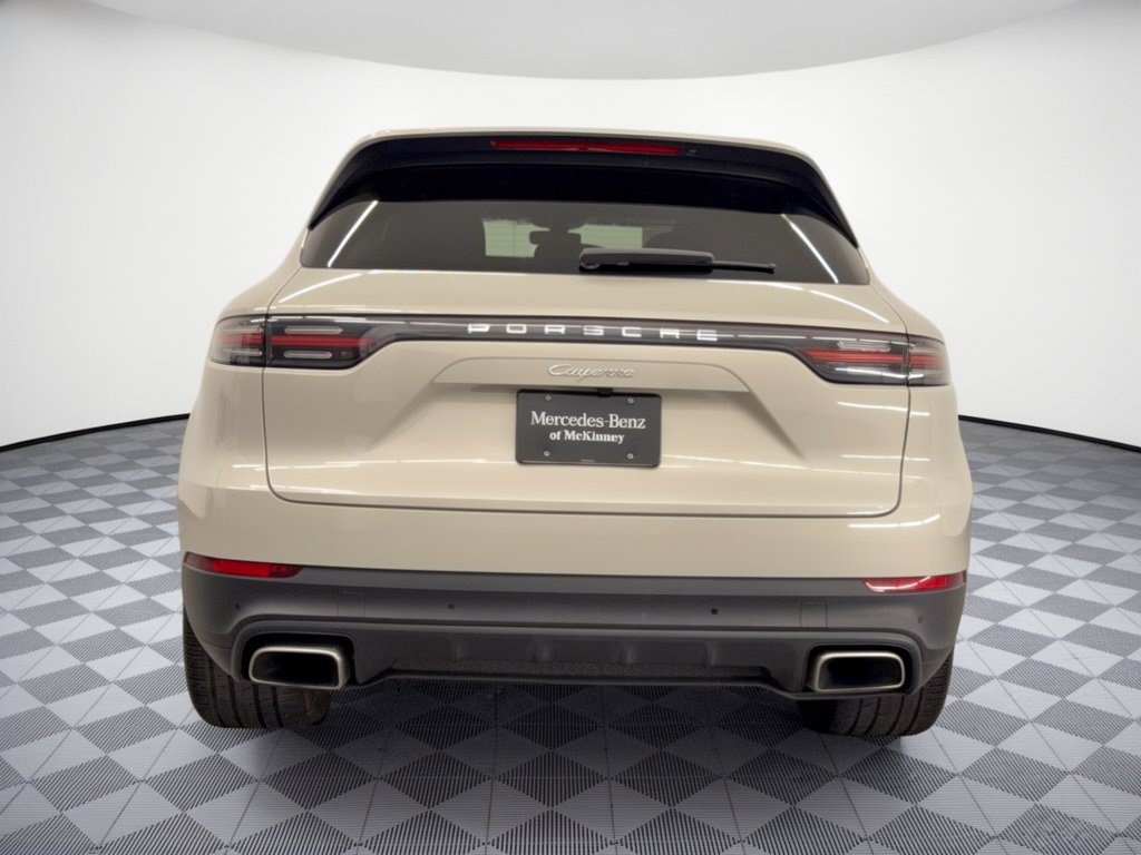 Used 2023 Porsche Cayenne AWD/4WD image 11