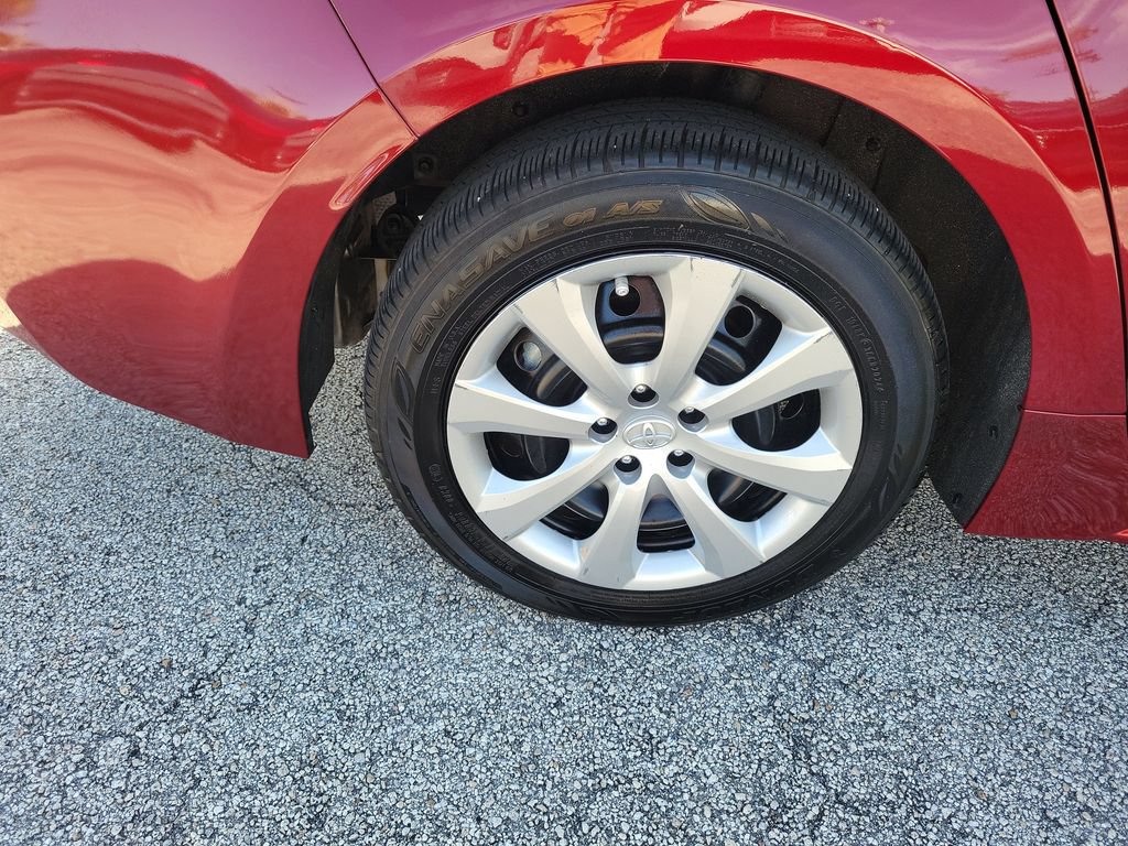 Used 2024 Toyota Corolla LE FWD image 30