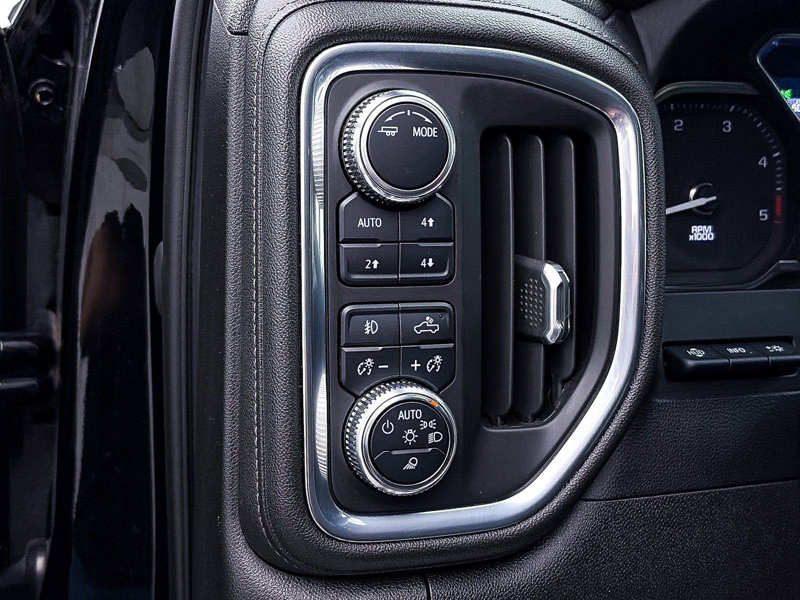 Used 2022 GMC Sierra 3500 Denali w/ Denali Ultimate Package AWD/4WD image 20