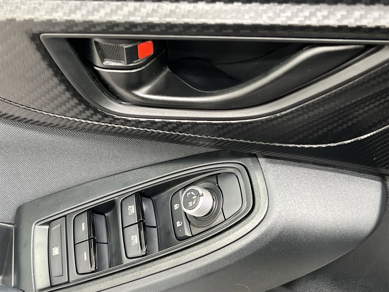 Used 2023 Subaru Crosstrek 2.0i Premium image 13