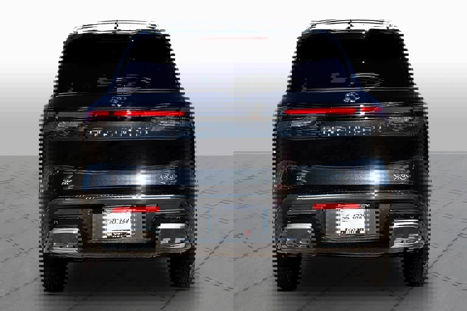 Used 2023 INFINITI QX60 Sensory w/ Vision Package image 5