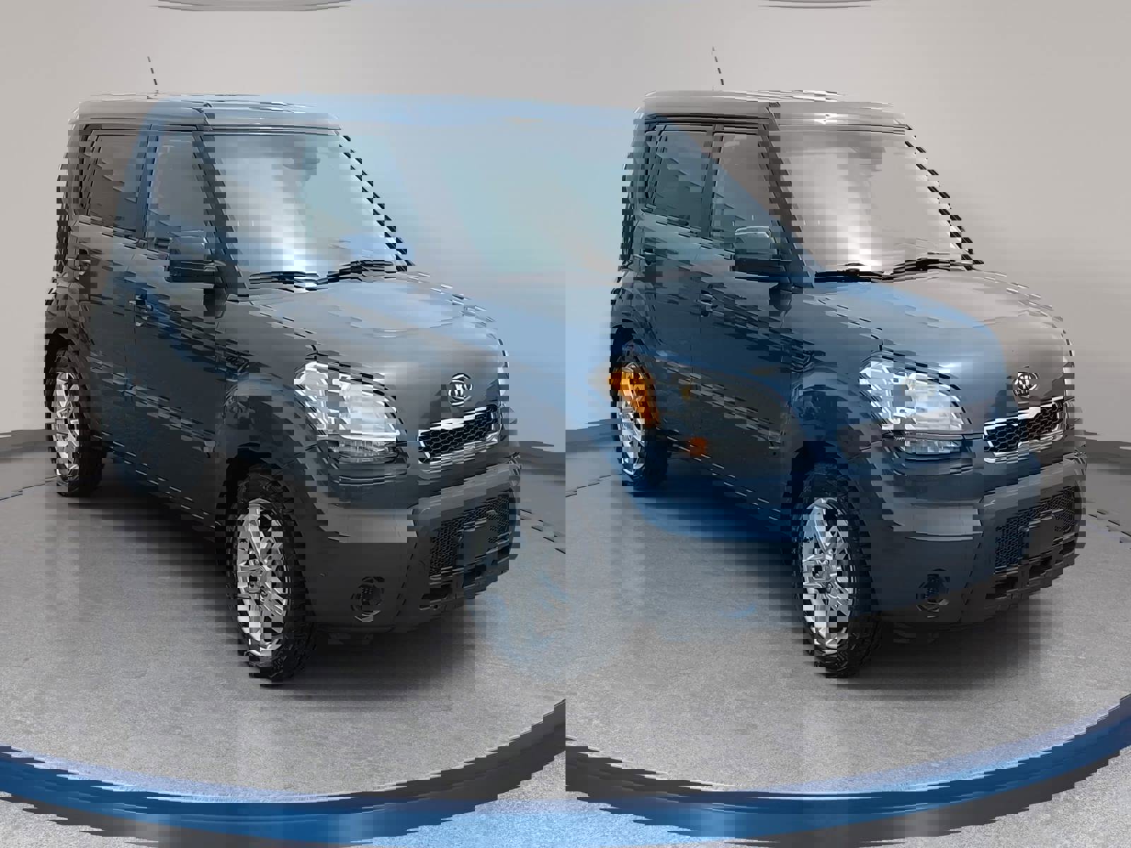 Used 2011 Kia Soul + image 3