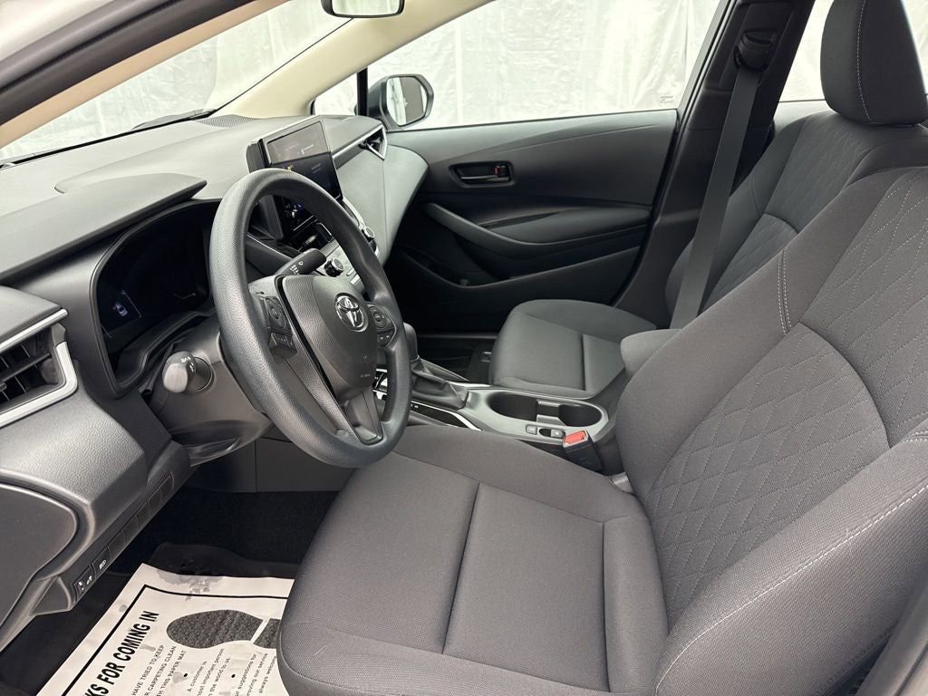 Used 2026 Toyota Corolla LE image 17
