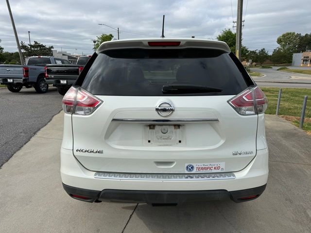 Used 2016 Nissan Rogue SV w/ SV Premium Package AWD/4WD image 9