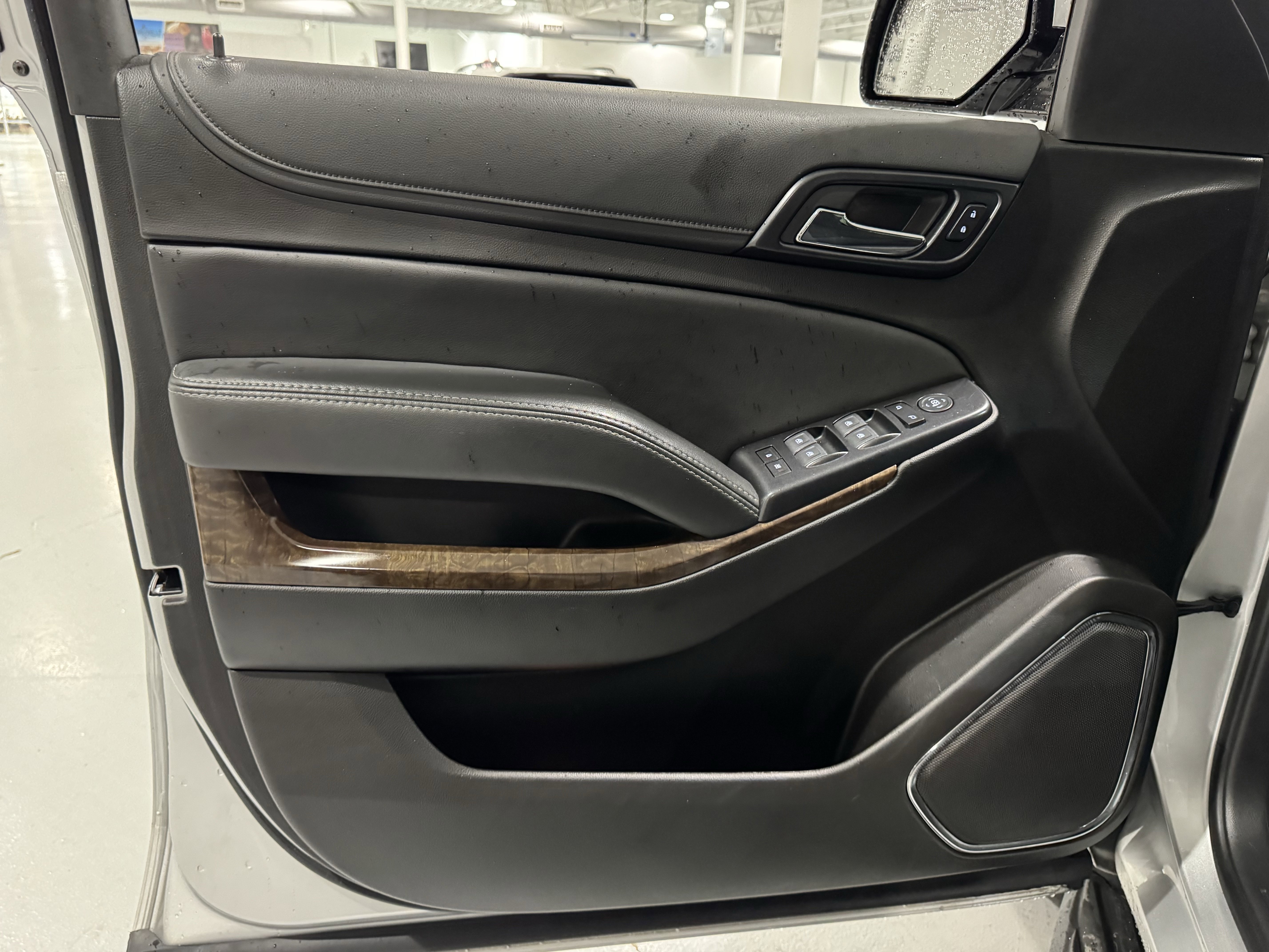 Used 2020 Chevrolet Tahoe LS image 23