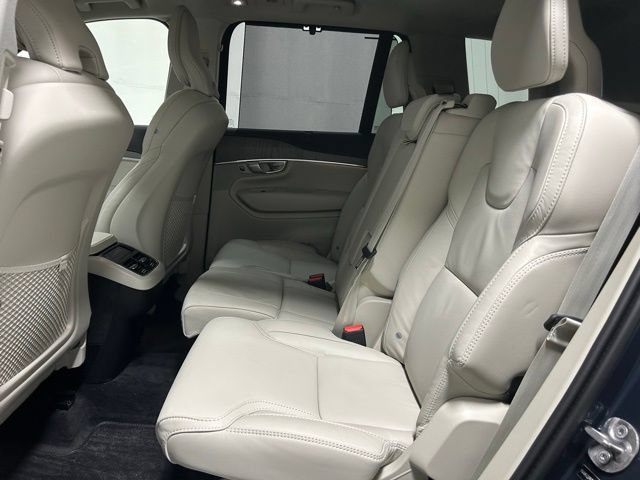 Certified 2025 Volvo XC90 B5 Ultra AWD/4WD image 11