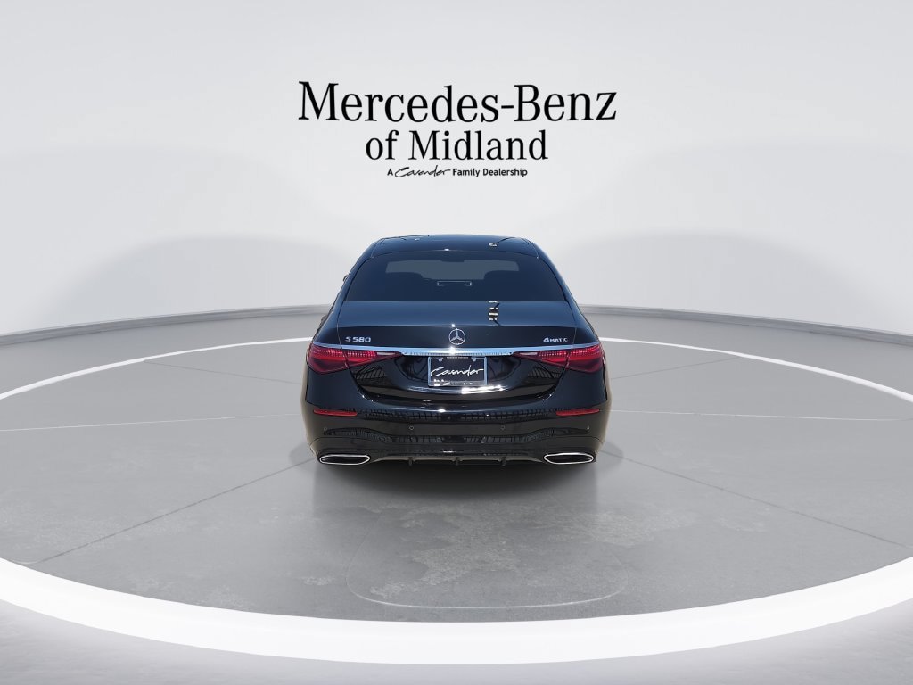 Certified 2022 Mercedes-Benz S 580 4MATIC Sedan w/ AMG Line Package image 7