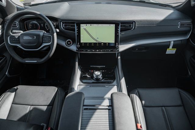 New 2026 Jeep Grand Wagoneer Limited image 30