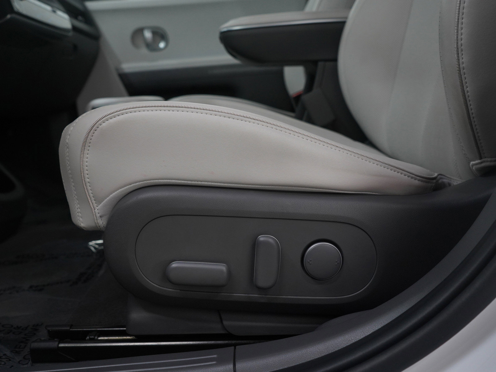 Used 2023 Hyundai Ioniq 5 SEL w/ Cargo Package image 22