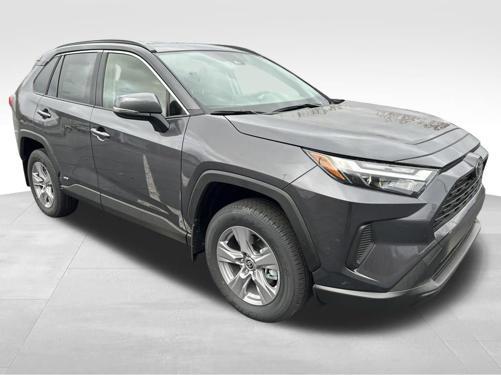 New 2025 Toyota RAV4 XLE image 7