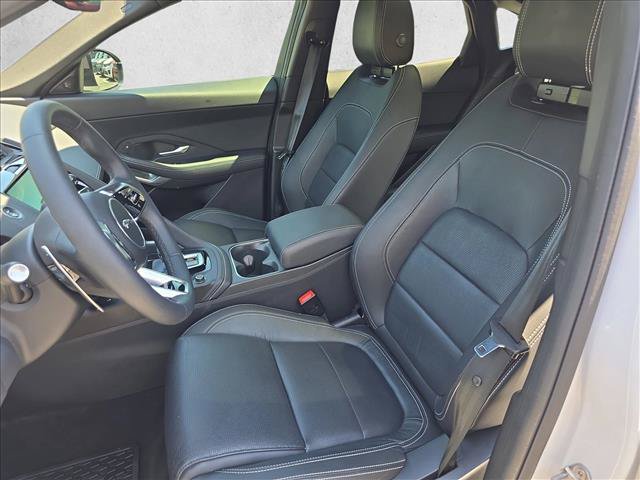 Used 2024 Jaguar E-PACE R-Dynamic SE AWD/4WD image 15