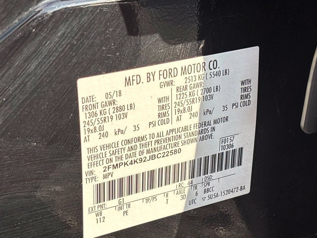 Used 2018 Ford Edge Titanium w/ Equipment Group 301A AWD/4WD image 21