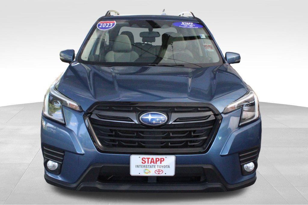 Used 2023 Subaru Forester Limited AWD/4WD image 10