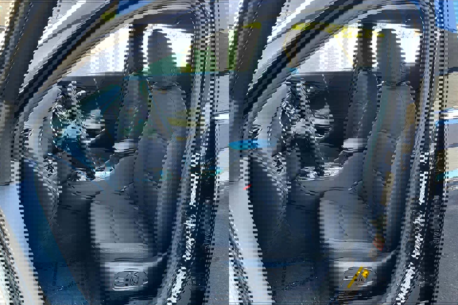 Used 2022 Chevrolet Malibu RS image 8