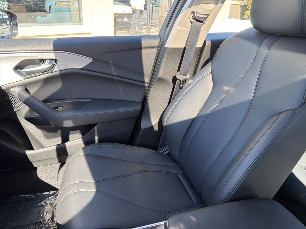 Used 2023 Acura TLX image 29