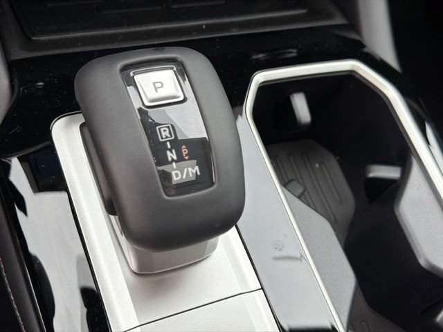 New 2026 Mitsubishi Outlander SEL FWD image 28