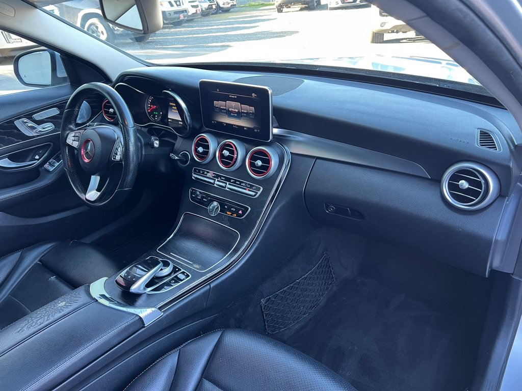 Used 2016 Mercedes-Benz C 300 4MATIC Sedan w/ Multimedia Package image 18